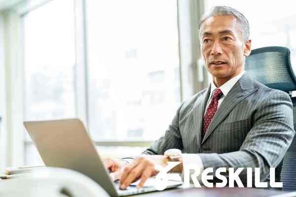 シニア層向け研修イメージ画像